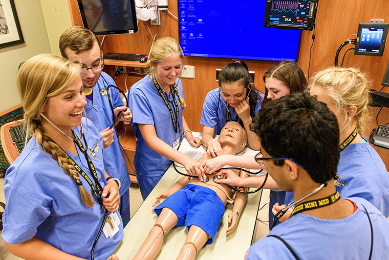 Photo of students participating in Mini Med School.